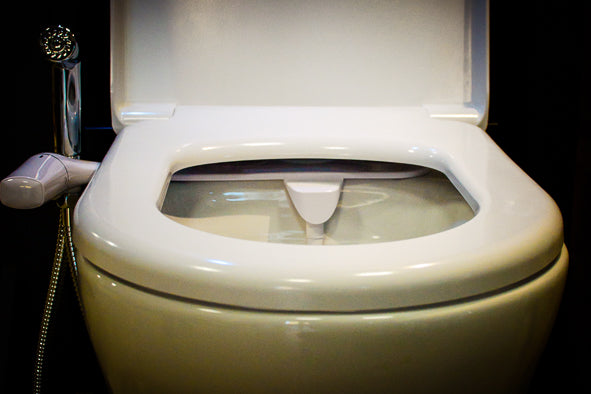 N-BIDET SYSTEM PLUS ΜΕ ΕΝΑ ΑΚΡΟΦΥΣΙΟ ΚΑΙ ΝΤΟΥΣ
