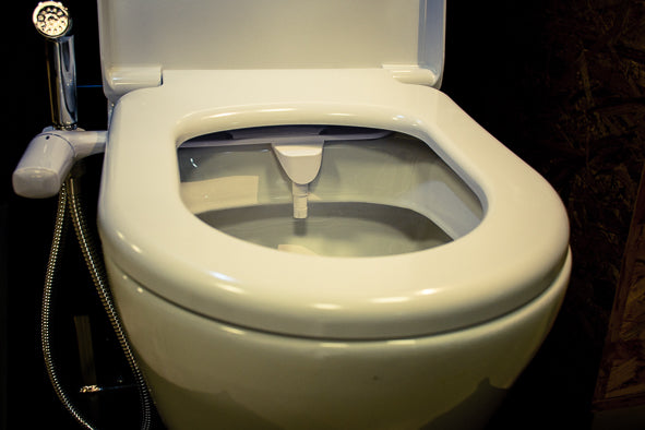 N-BIDET SYSTEM PLUS ΜΕ ΕΝΑ ΑΚΡΟΦΥΣΙΟ ΚΑΙ ΝΤΟΥΣ